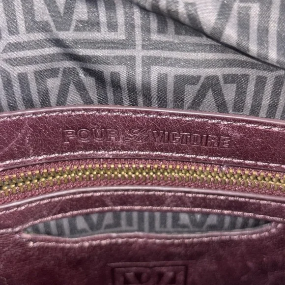 EUC Pour La Victoire Purple Satchel with Structured Design - Picture 4 of 8